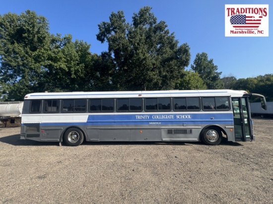 2010 Thomas HDX Bus VIN0926