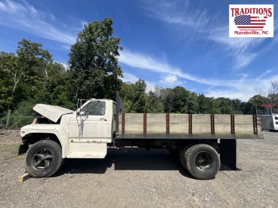 1980 Ford Dump Truck -PARTS ONLY - NO TITLE