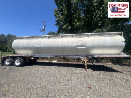 2002 WARR Feed Trailer VIN8073