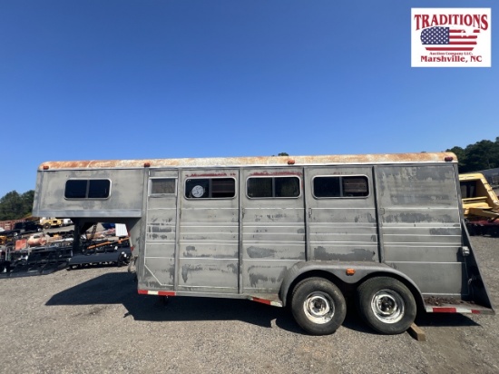 1990 16ft Horse Trailer VIN9930