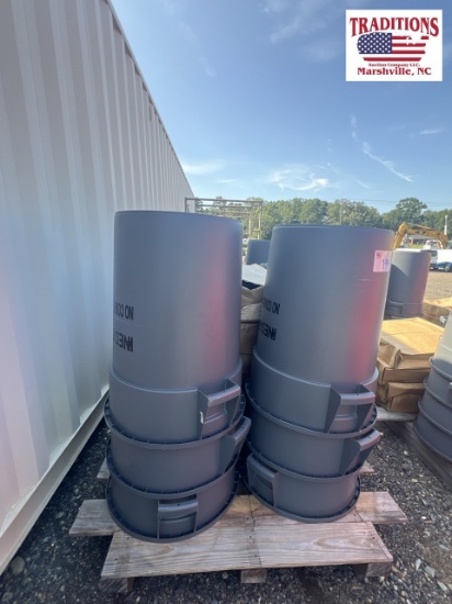 8 - 32 Gallon Grey Trash Cans with Lids & Rollers