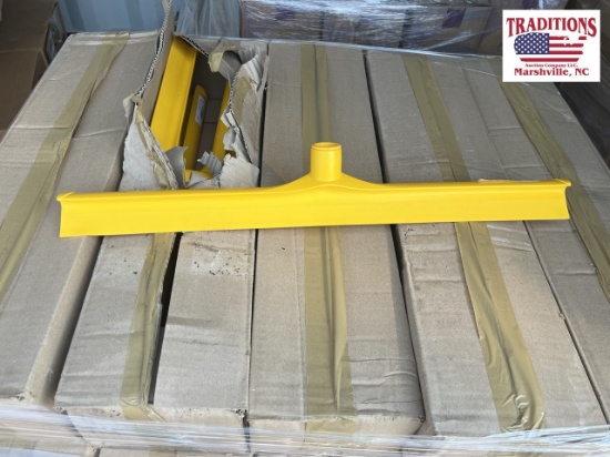Pallet Lot: 24" Plastic Squeegees - 150 quantity