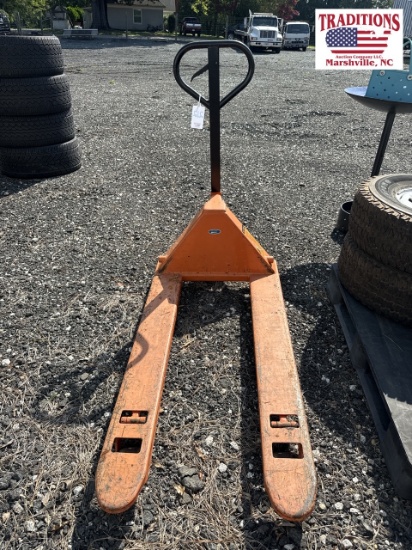Northern Industrial Tools Pallet Jack