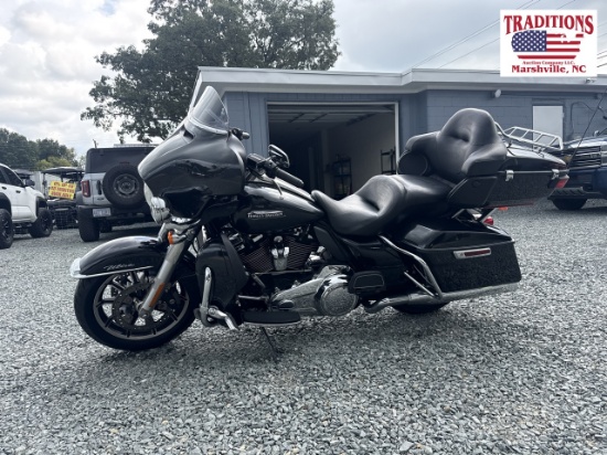 2018 Harley Davidson Ultra Classic VIN 2735