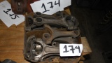 2 boxes of Chevy rods B/B
