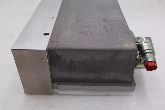 Allen Bradley iTrak Kinetix # 2198T-L16-T0504-A00N-2E1E-NS Ser. B