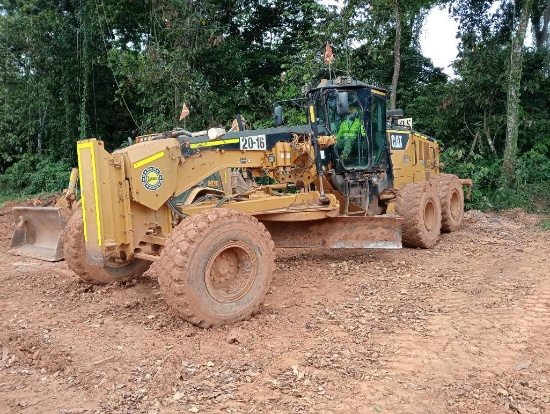 CAT MODEL 14M3 GRADER MACHINERY, SN E9S00206, WORKING AT MINE, AC, MAINTENANCE ON TIME