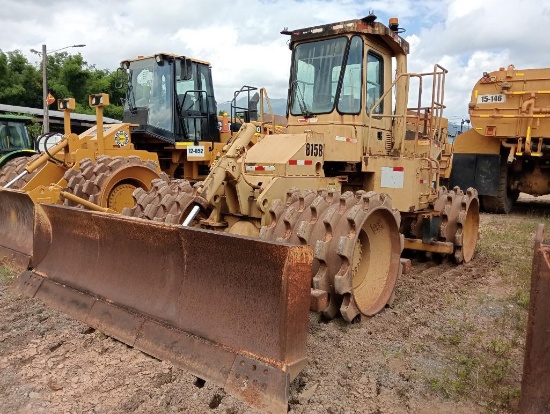 1986 CATERPILLAR SOIL COMPACTOR MODEL 815B, SN 15Z00649, HR 12554, MAINTENANCE ON TIME, LOCATED AT