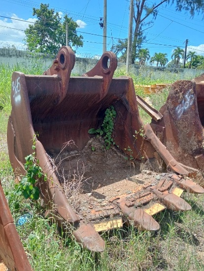 HEAVY DUTY EXCAVATOR BUCKET 365C 4 CUBIC METERS
