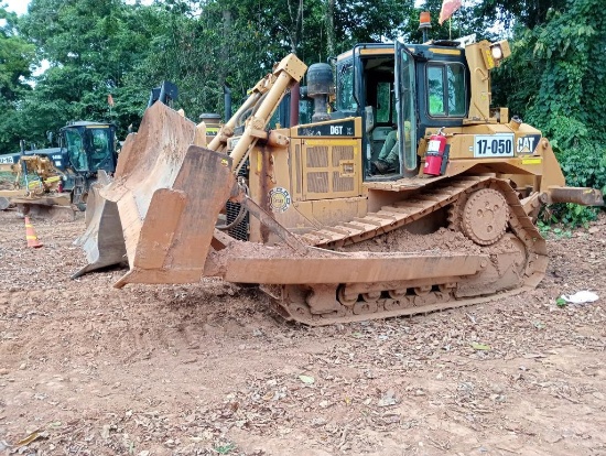 2017 CAT TRACTOR MODEL D6T XL SN GCT02631, INCLUDE SINGLE SHANK RIPPER, HR 22264, AC