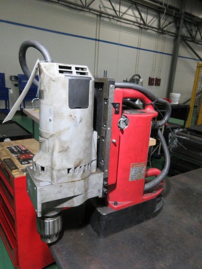 Milwaukee Cat. No. 4202 Electromagnetic Drill Press