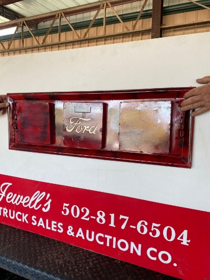 Ford Tailgate Sign