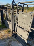 Cattle chute