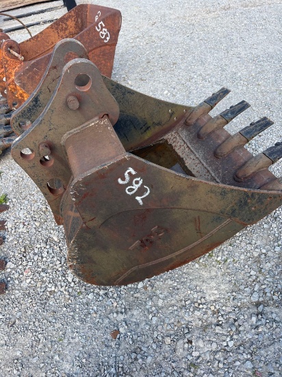 backhoe bucket 30 inch