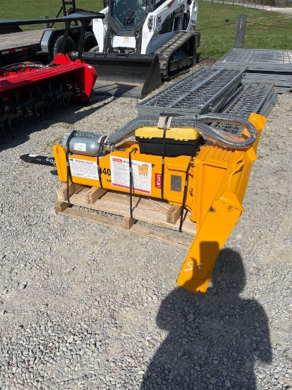 Teran hydraulic breaker model thh400b-ssl