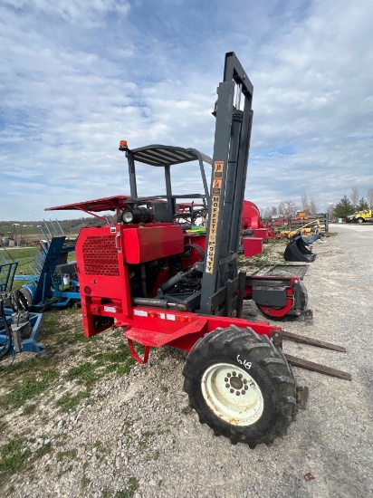 Moffett Mounty truck mounted forklift