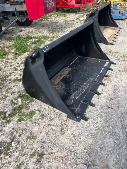 63 inch bucket with teeth