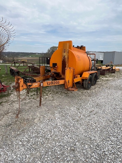 asphalt tank trailer