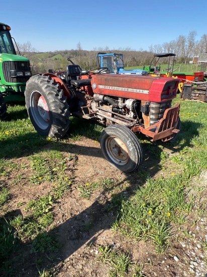 Massey Ferguson 135 tractor