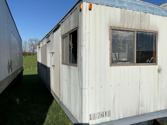 Office trailer, np title
