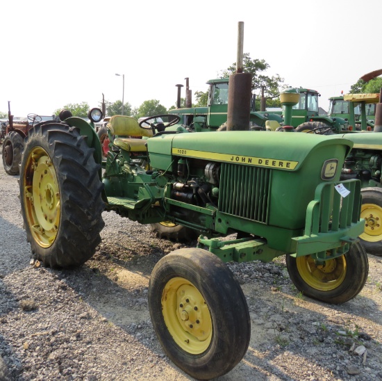 1020 JD TRACTOR