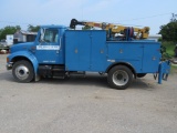 IH 4700 SERVICE TRUCK W/CRANE