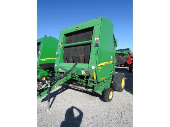 2008 JD 568 ROUND BALER