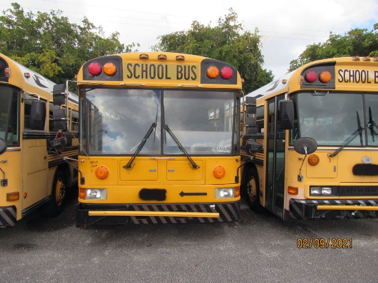 2000 International School Bus