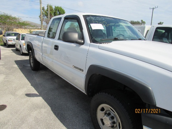 2006 Chevrolet 2500 HD Extended Cab Pickup Truck