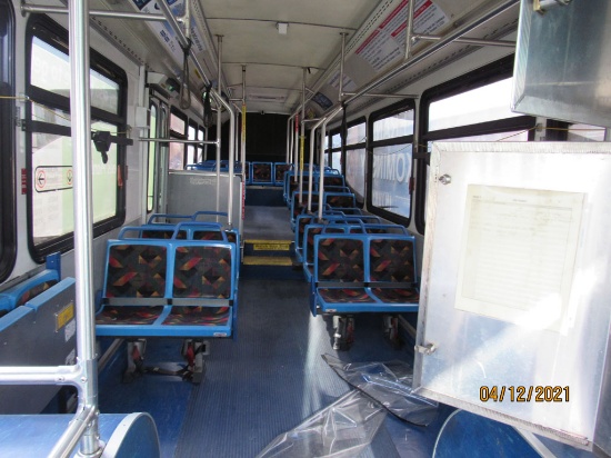 2005 NABI 40 Foot Transit Bus