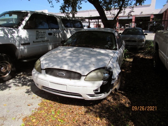 2005 Ford Taurus