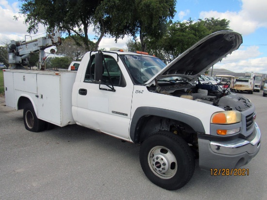 2003 GMC Sierra 3500 Cab & Chassis