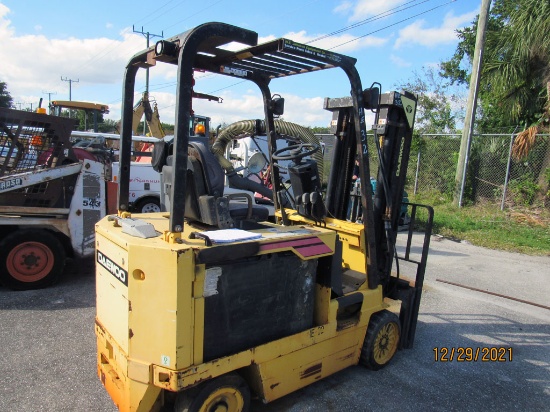 1999 Daewoo Electric Forklift Battery Operated