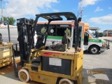 1997 Daewoo Electric Forklift Battery Operated