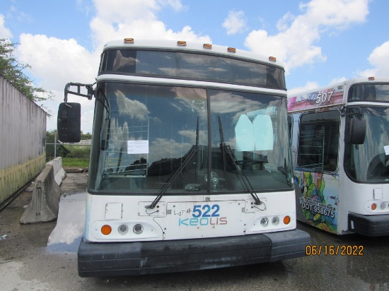 2004 40-Foot Passenger Shuttle Bus