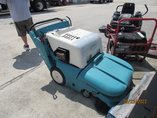 TENNANT SWEEPER