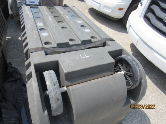 GATOR SPILL CONTAINTMENT CADDY