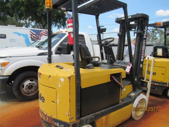 YALE ELECTRIC FORKLIFT (BATTERY OPERATED)
