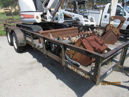 2008 TRIPLE CROWN FLATBED EQUIPMENT TRAILER