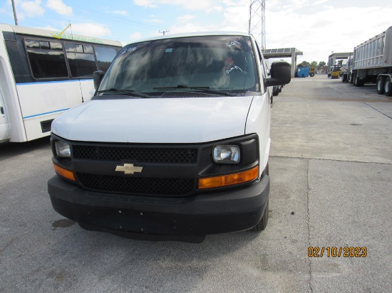 2016 Chevrolet G2500 Express Van