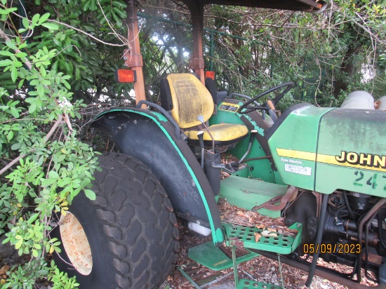 1998 John Deere Model 5210 Farm Tractor