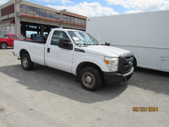 2015 Ford F-350 Super Duty XL