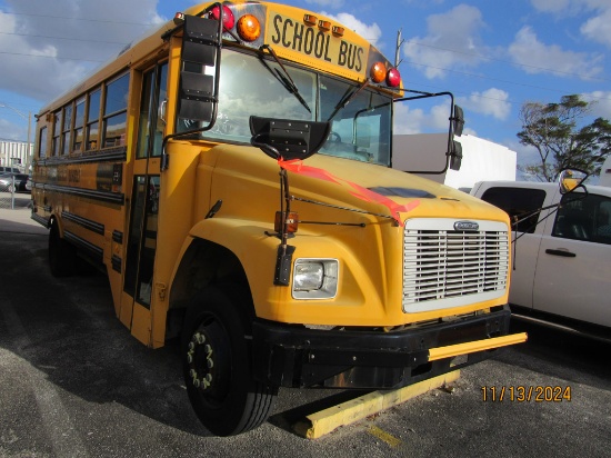 2001 Freightliner School Bus