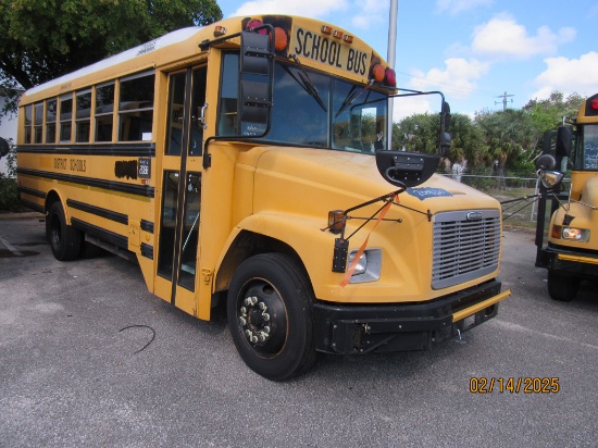 2001 Thomas School Bus