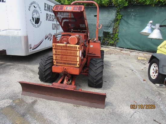 1999 Ditch Witch Trencher