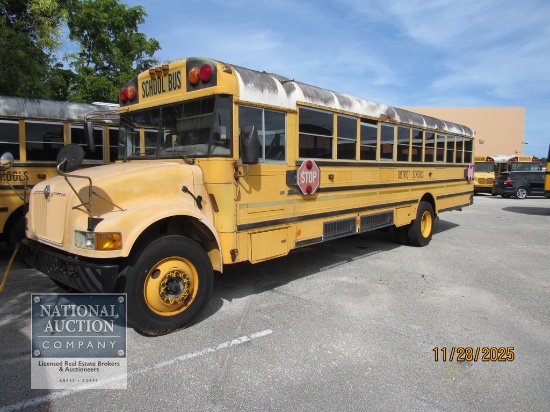 2001 International School Bus