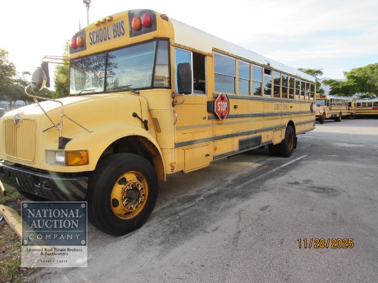 2001 International School Bus