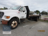 2002 Ford F-750 Cab & Chassis