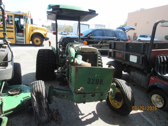 1985 John Deere Tractor