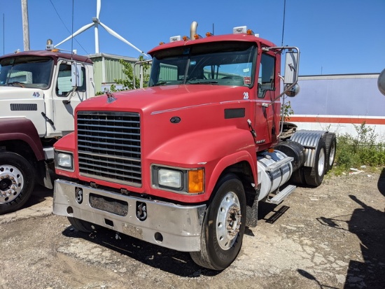 2010 Mack CHU613 tandem axle day cab, Mack MP8 485 H.P. engine, Fuller 8LL manual transmission,